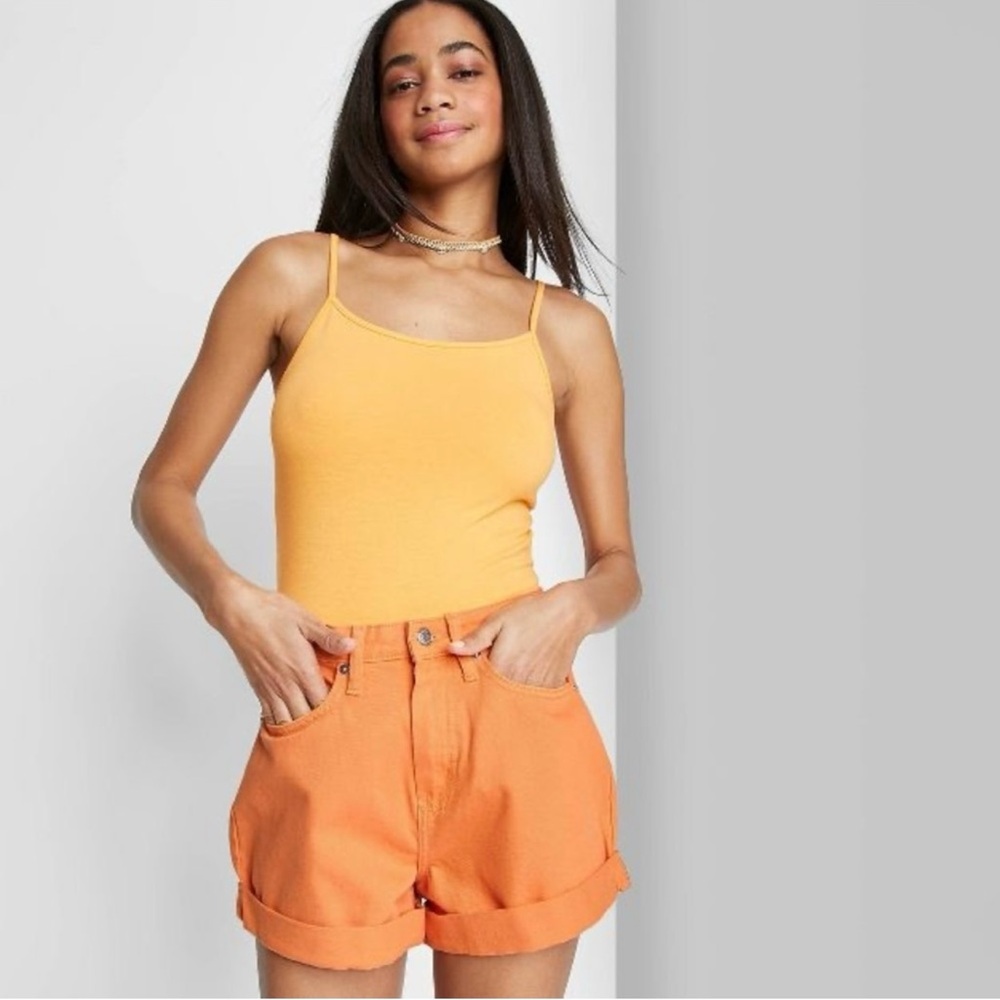 NWT Women's Super-High Rise Rolled Cuff Mom Jean Shorts